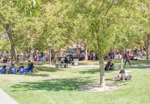 students enjoying lunch on the SCC main campus quad